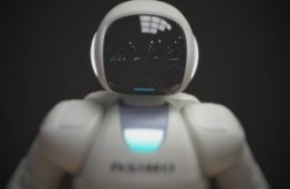 Ateitis ofise: žmonės su robotais ar robotai be žmonių?